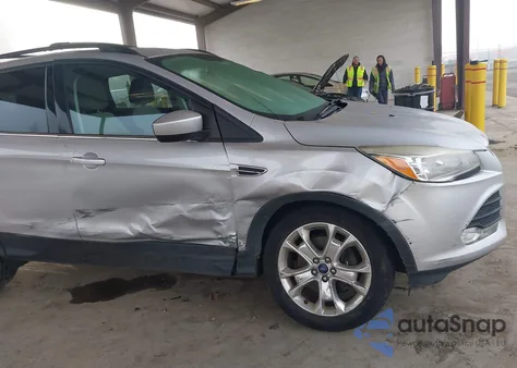 2013 Ford Escape Se z USA, uszkodzony, nr VIN 1FMCU9G99DUD86681